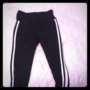 Old Navy Active Go-Dry High-Waisted Ankle Pants